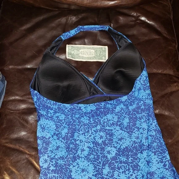 L.L. Bean skirted Bathing suit dress in blue floral - Picture 3 of 8